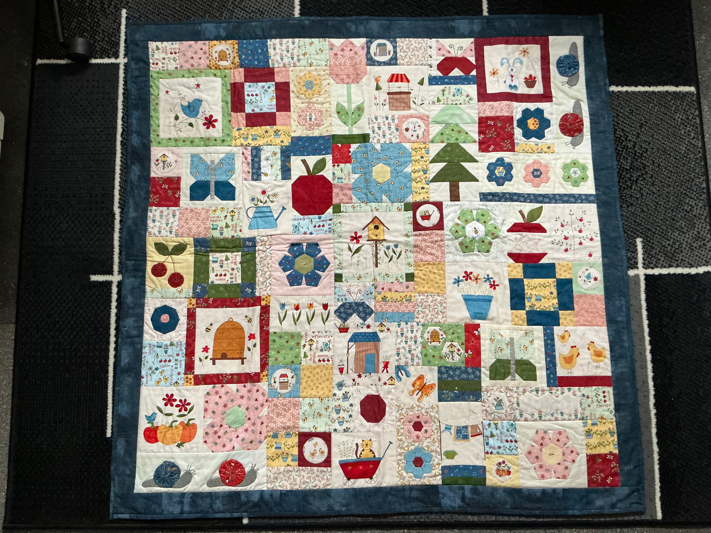 Dual-Use Novelty Quilt – Quilt or Wall Art