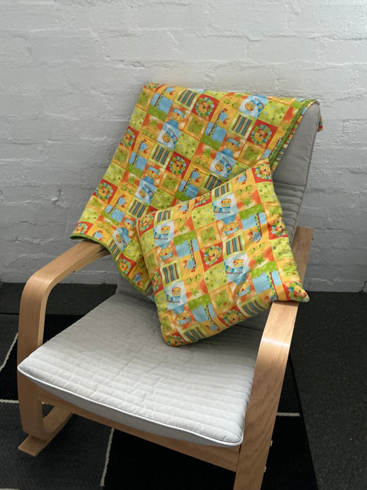 *CLEARANCE* Kids Quilt and Cushion Set